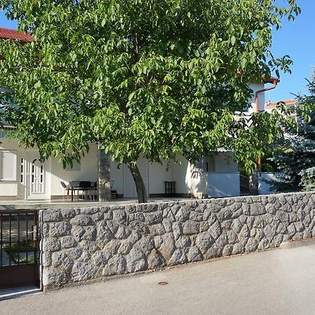 Apartmani Gaj Malinska Exterior photo
