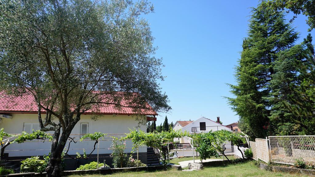 Apartmani Gaj Malinska Exterior photo